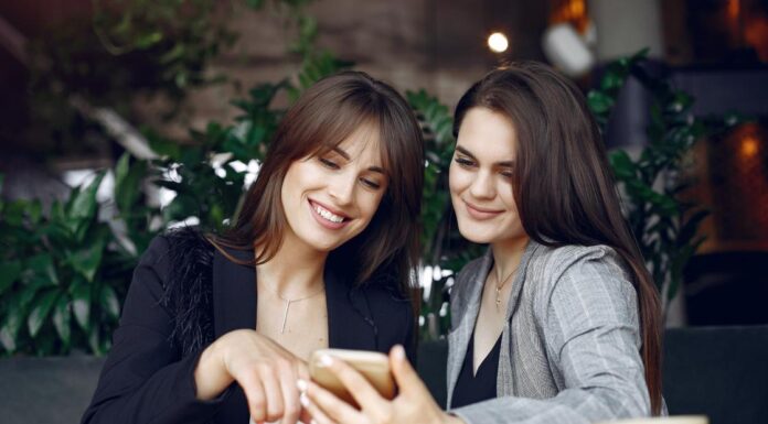 Сила женского сообщества: где искать поддержку и единомышленников во взрослом возрасте