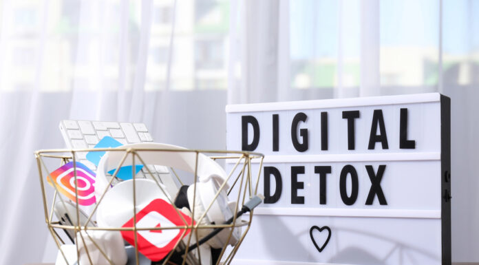 Детокс для мозга: как очистить свой разум от информационного мусора и восстановить концентрацию