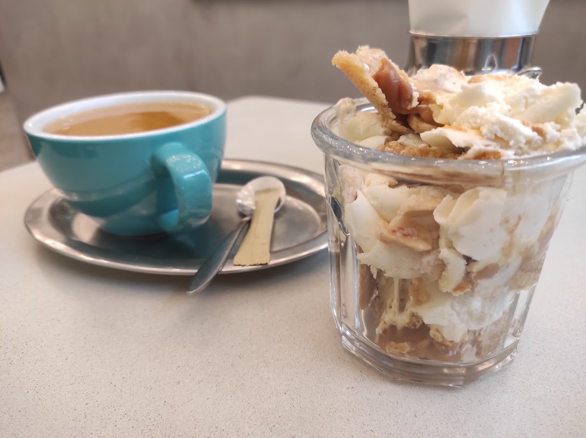 Comeback coffee & kitchen — Cafe